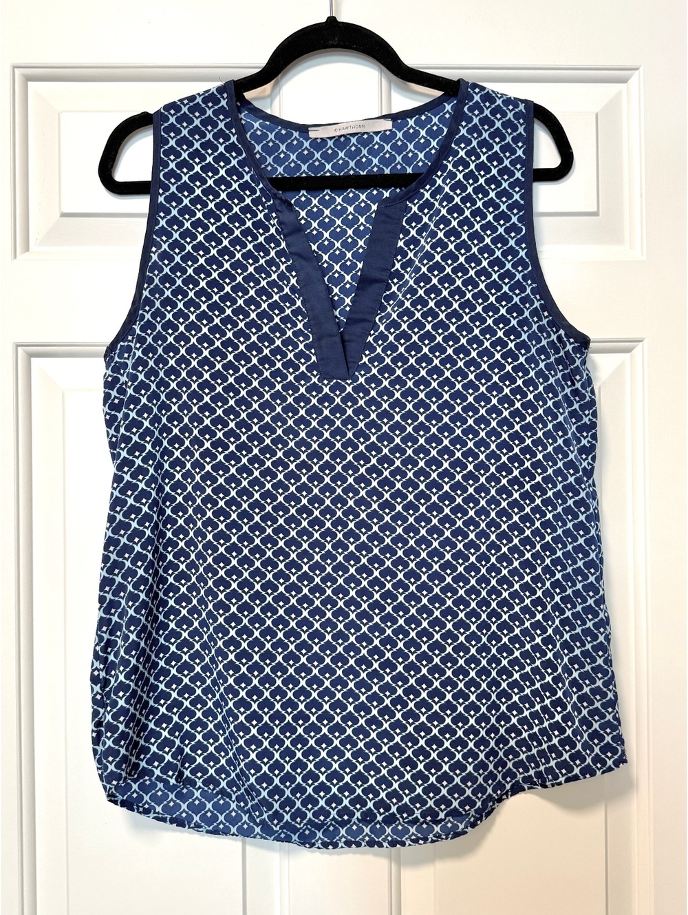 41 Hawthorn Navy Blue Geometric Sleeveless Blouse Women’s Size Medium